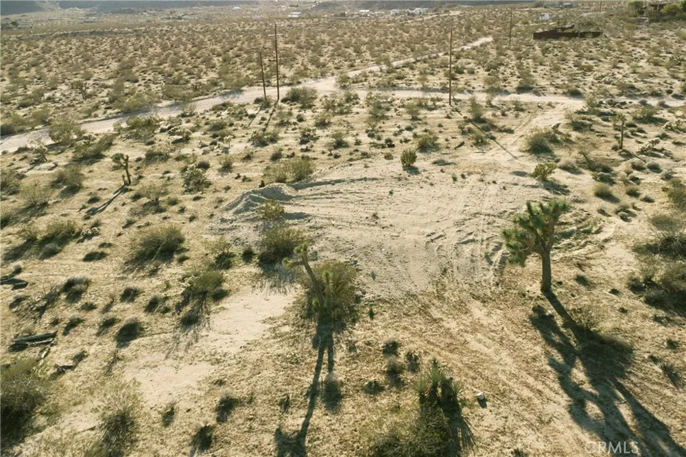 4084 Ocean Avenue Joshua Tree, CA 92252