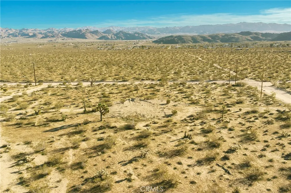 4084 Ocean Avenue Joshua Tree, CA 92252