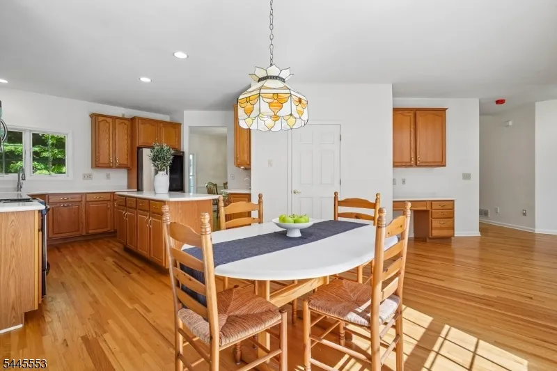 21 Misty Ln Green, NJ 07821