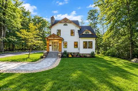 44 Hanover Rd