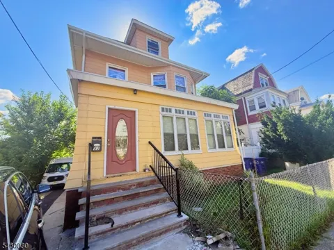 50 Chapman Pl