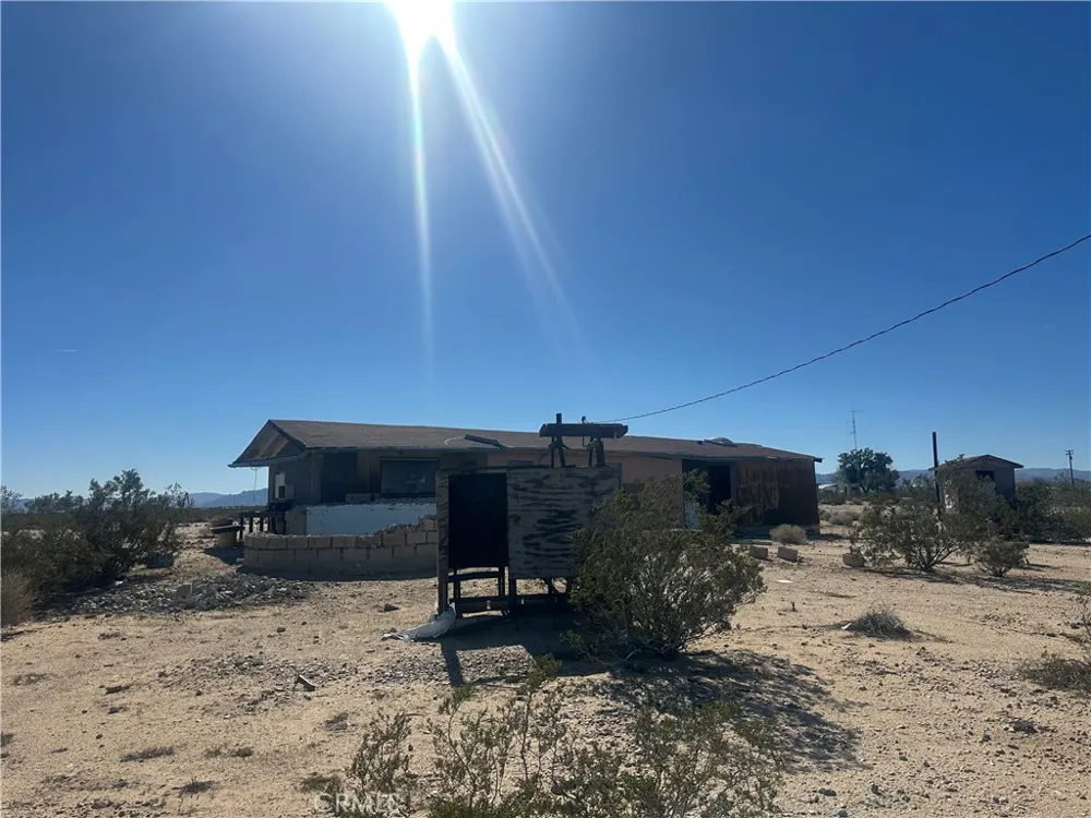 167 Bluegrass Avenue 29 Palms, CA 92277