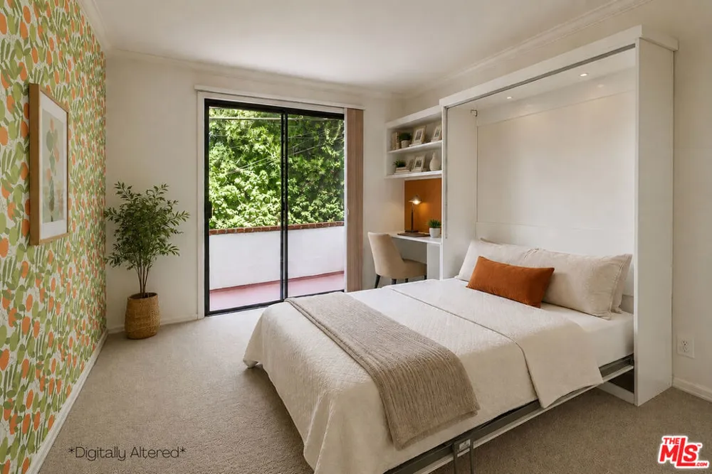 11755 Montana Avenue #208 Los Angeles, CA 90049