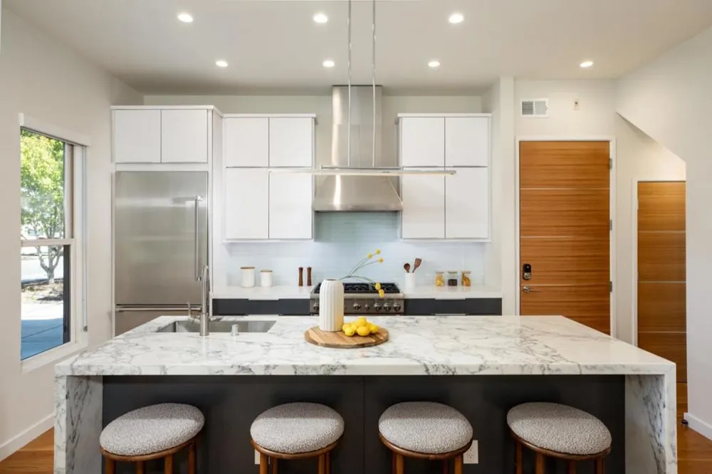 688 12th Avenue Menlo Park, CA 94025