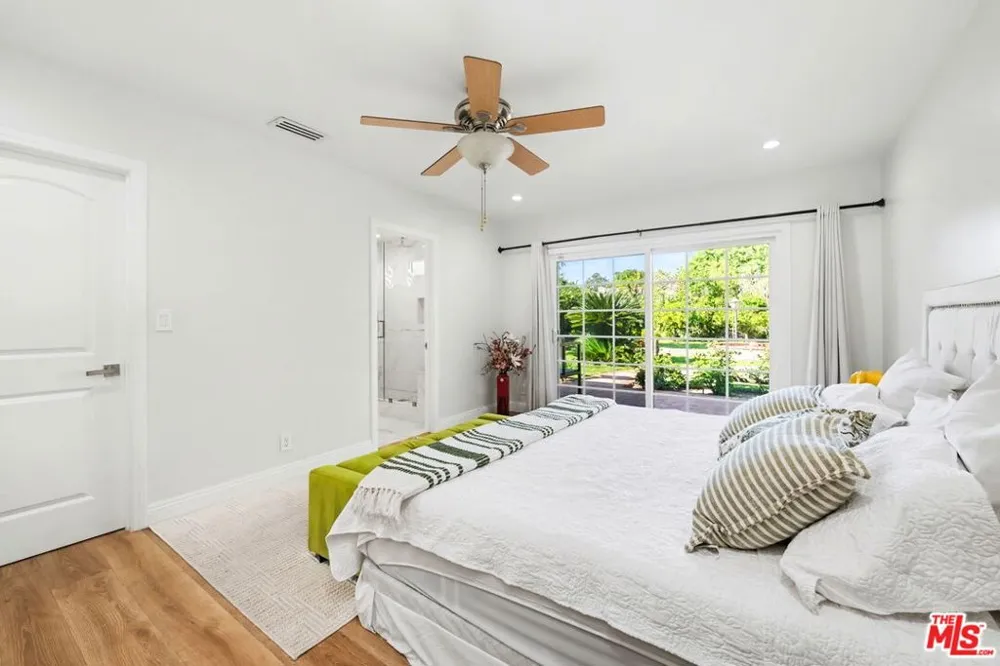 17409 Kinzie Street Los Angeles, CA 91325
