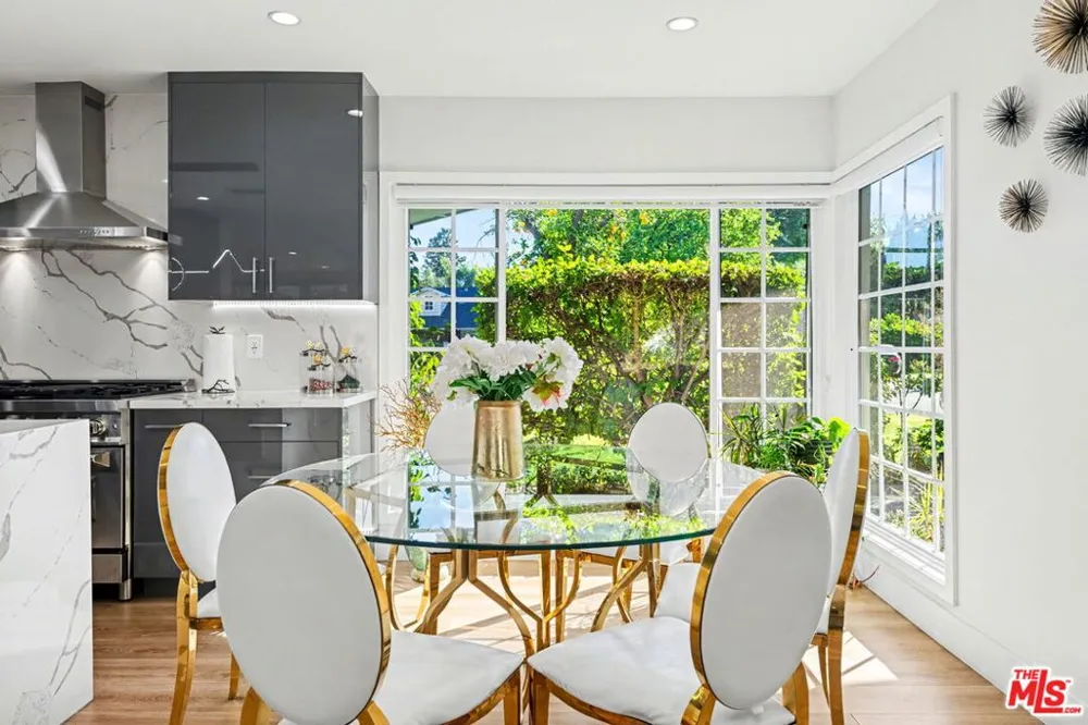 17409 Kinzie Street Los Angeles, CA 91325