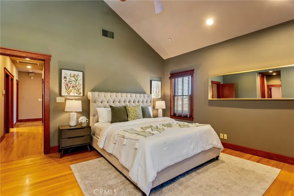 109 E Grandview Sierra Madre, CA 91024
