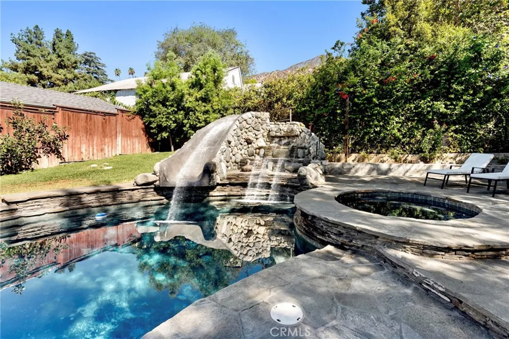 109 E Grandview Sierra Madre, CA 91024