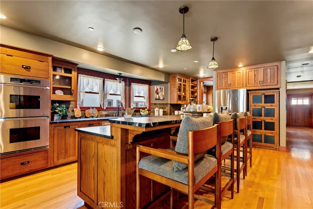 109 E Grandview Sierra Madre, CA 91024