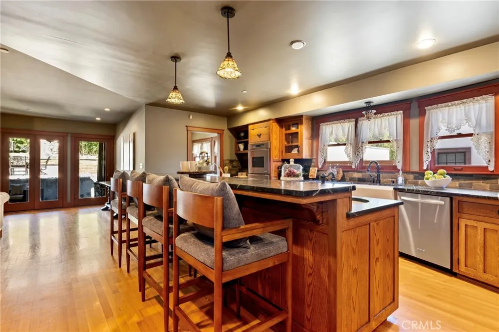 109 E Grandview Sierra Madre, CA 91024