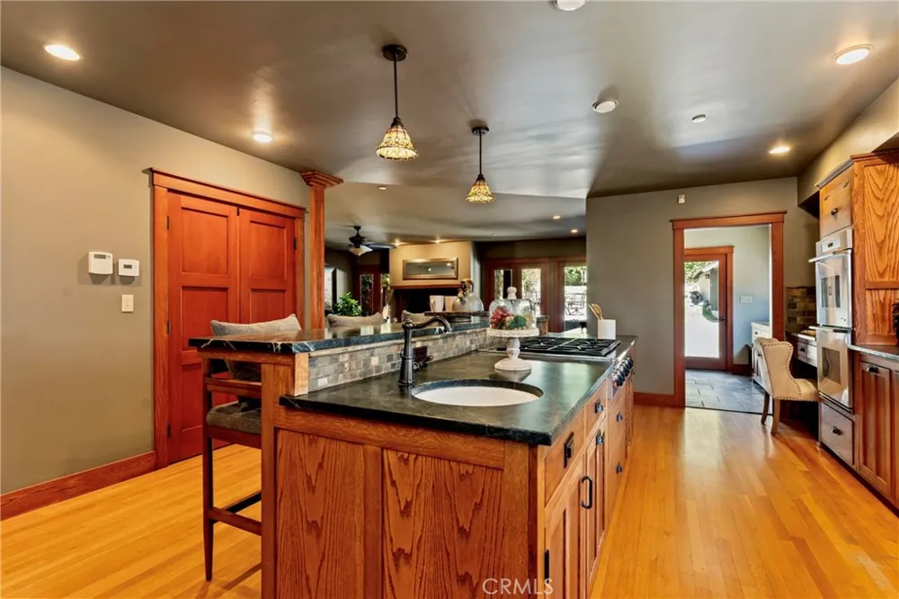 109 E Grandview Sierra Madre, CA 91024