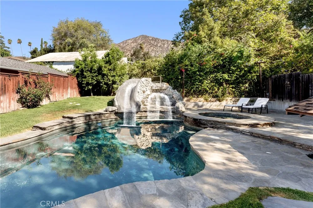 109 E Grandview Sierra Madre, CA 91024
