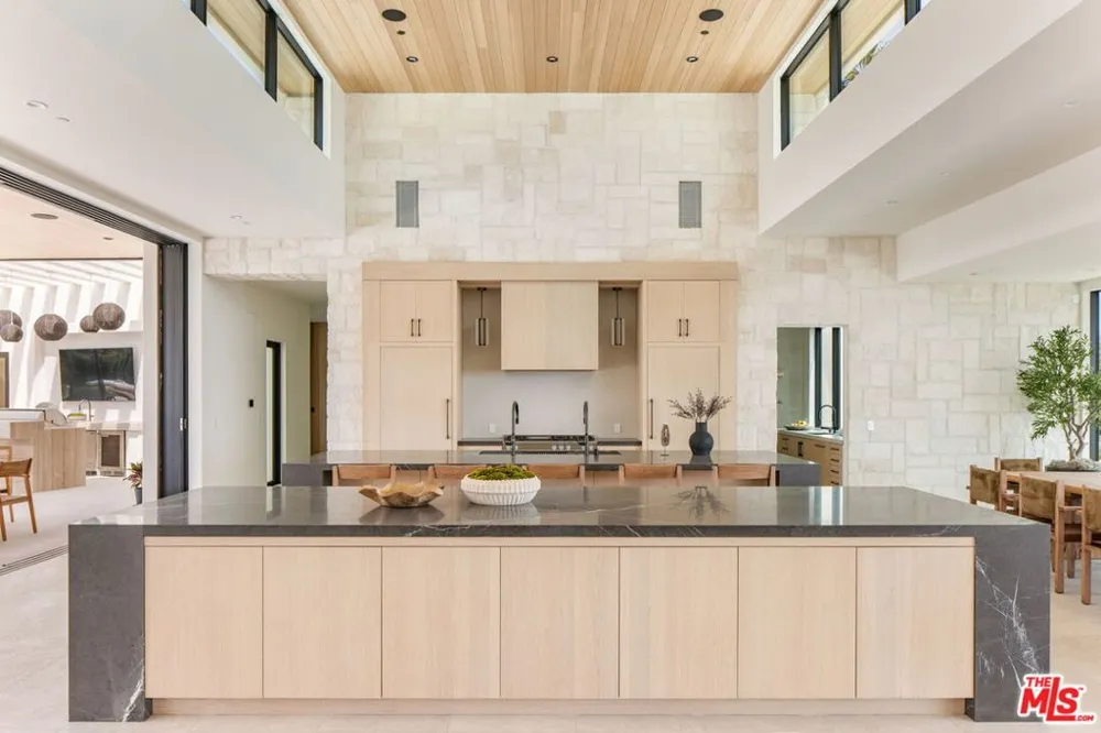 11624 Ellice Street Malibu, CA 90265
