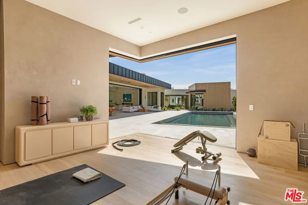 11624 Ellice Street Malibu, CA 90265