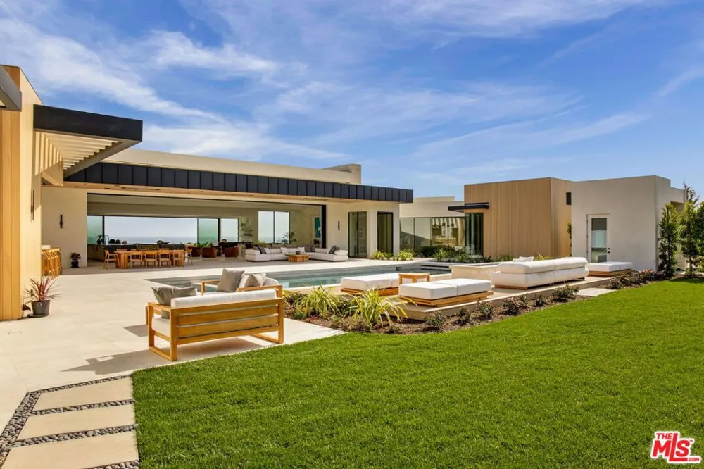 11624 Ellice Street Malibu, CA 90265