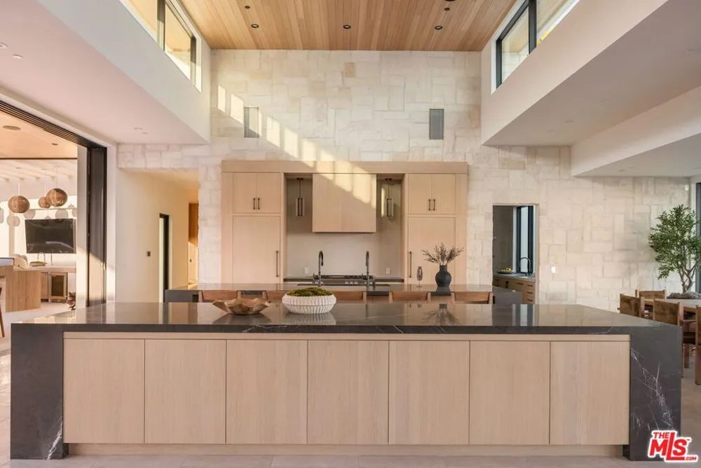 11624 Ellice Street Malibu, CA 90265