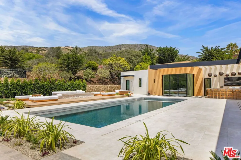 11624 Ellice Street Malibu, CA 90265
