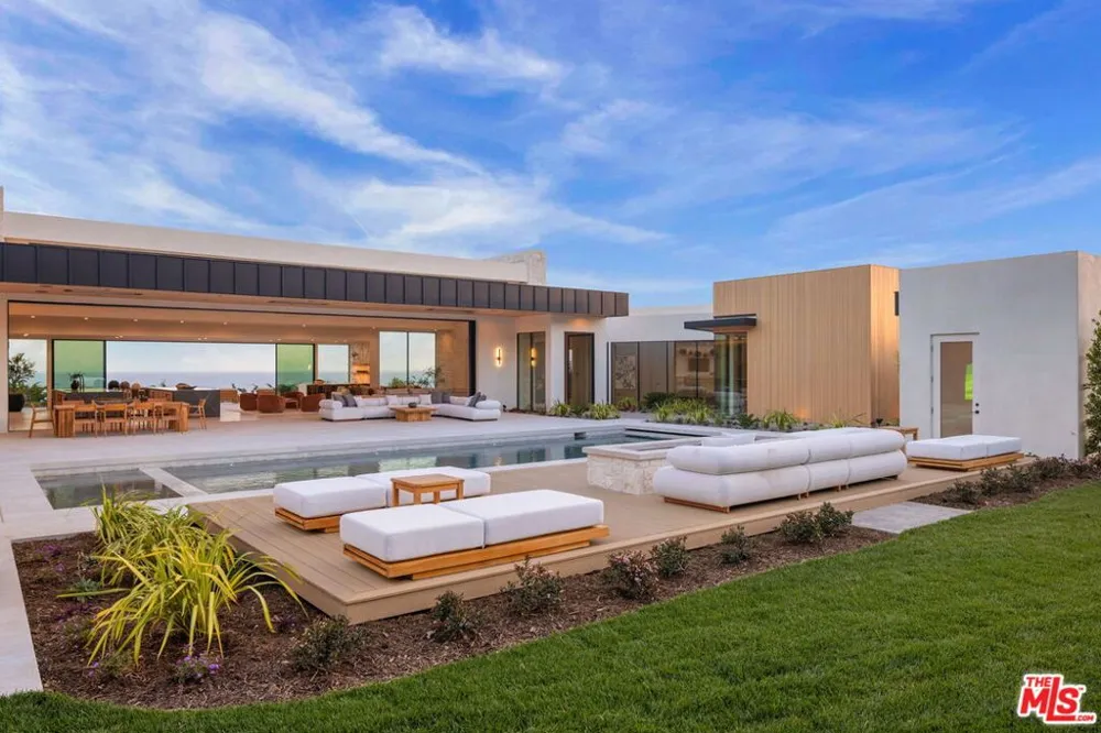 11624 Ellice Street Malibu, CA 90265