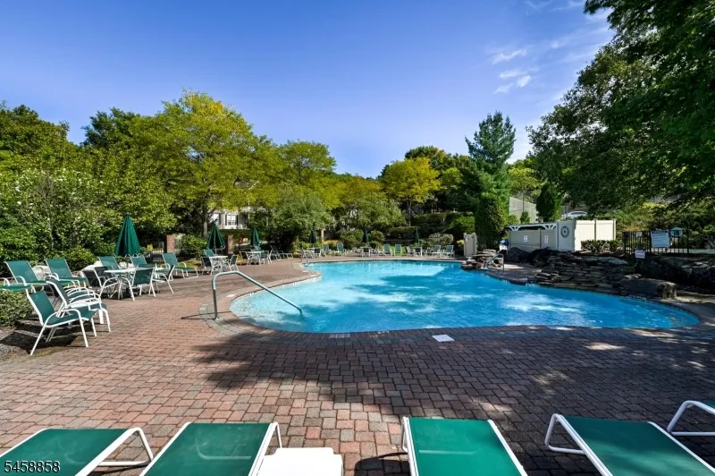 1409 Four Seasons Dr #1409 Unit 1409 Wayne, NJ 07470