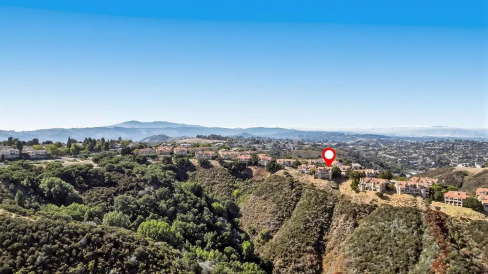 4 Honeysuckle Lane San Carlos, CA 94070