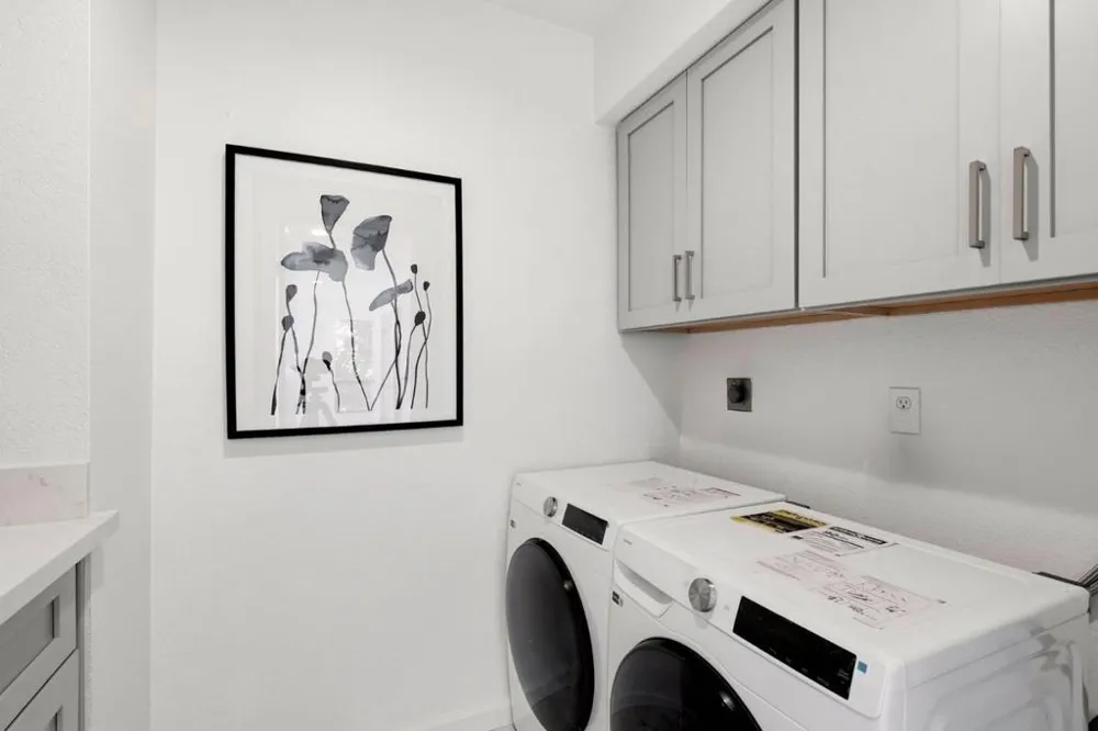 4 Honeysuckle Lane San Carlos, CA 94070
