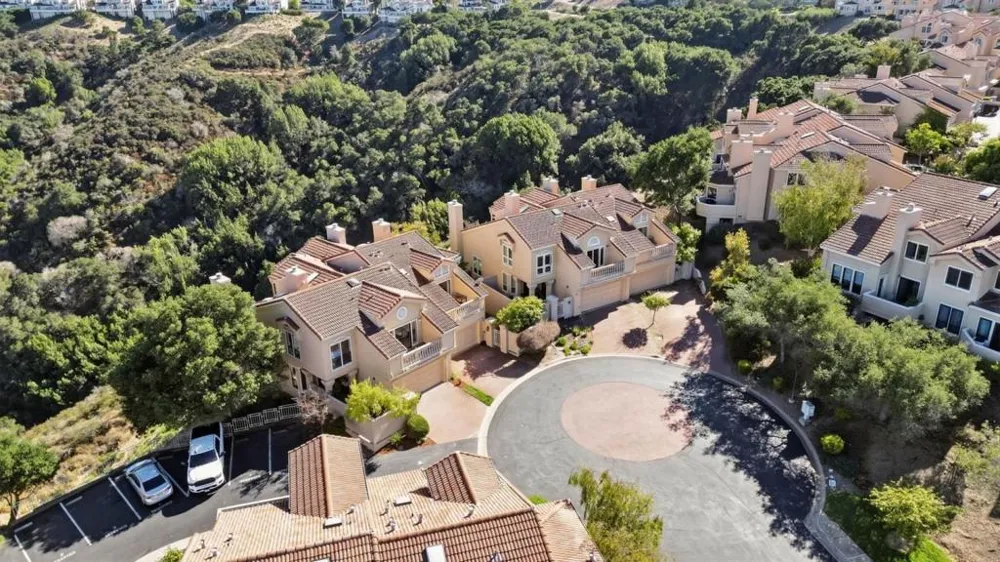 4 Honeysuckle Lane San Carlos, CA 94070