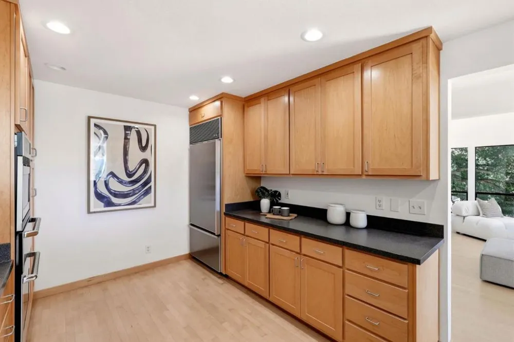 4 Honeysuckle Lane San Carlos, CA 94070