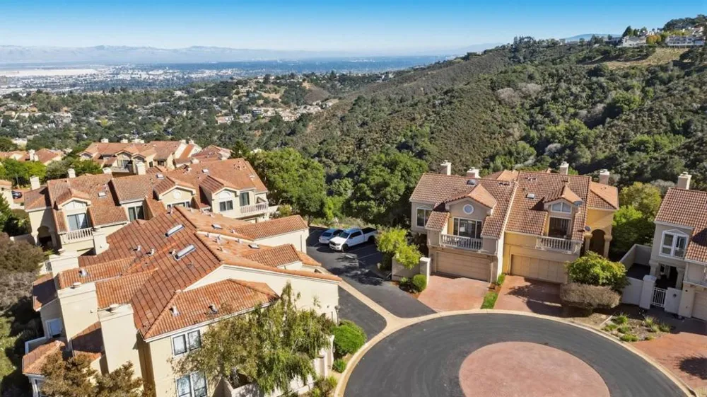 4 Honeysuckle Lane San Carlos, CA 94070
