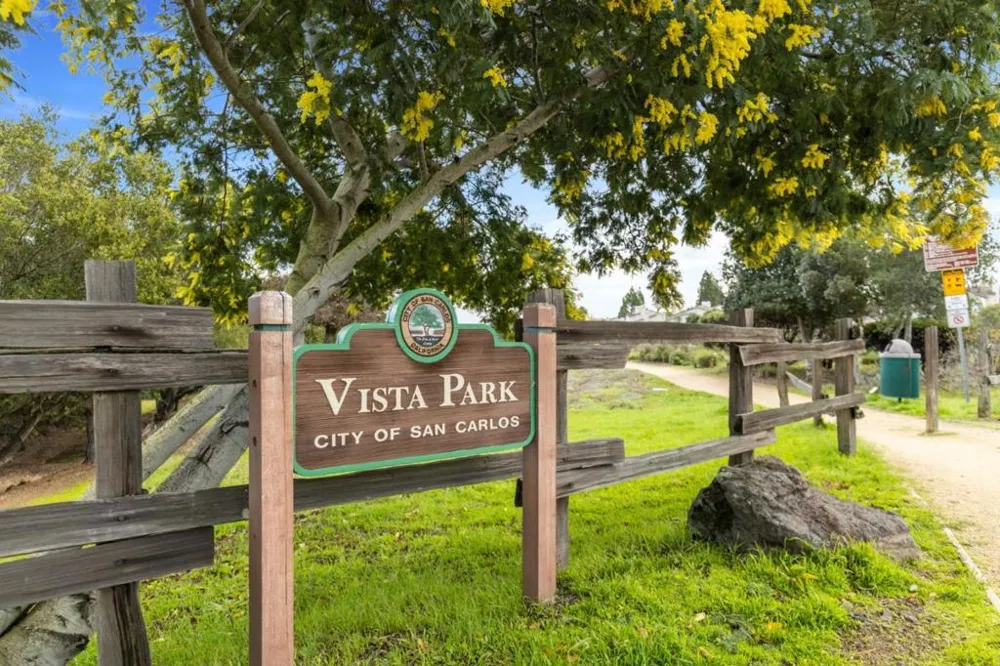 4 Honeysuckle Lane San Carlos, CA 94070