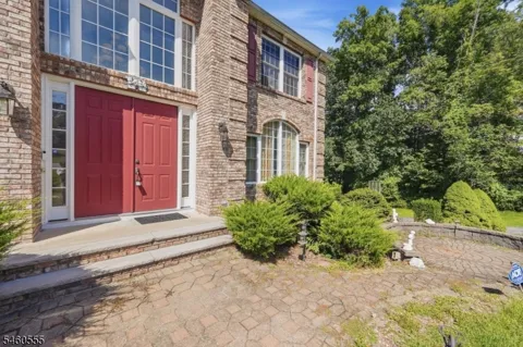 6 Andre Ct