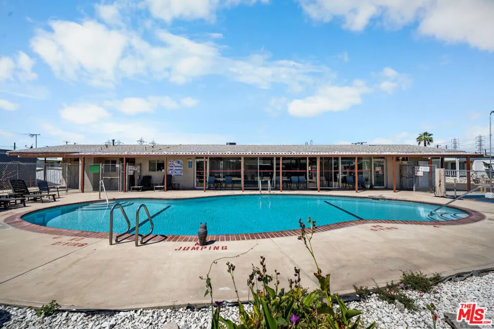 16601 Garfield Ave #116 Paramount, CA 90723