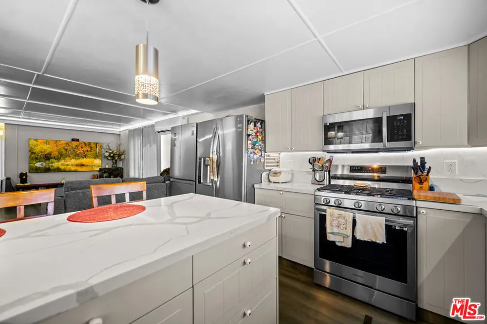 16601 Garfield Ave #116 Paramount, CA 90723