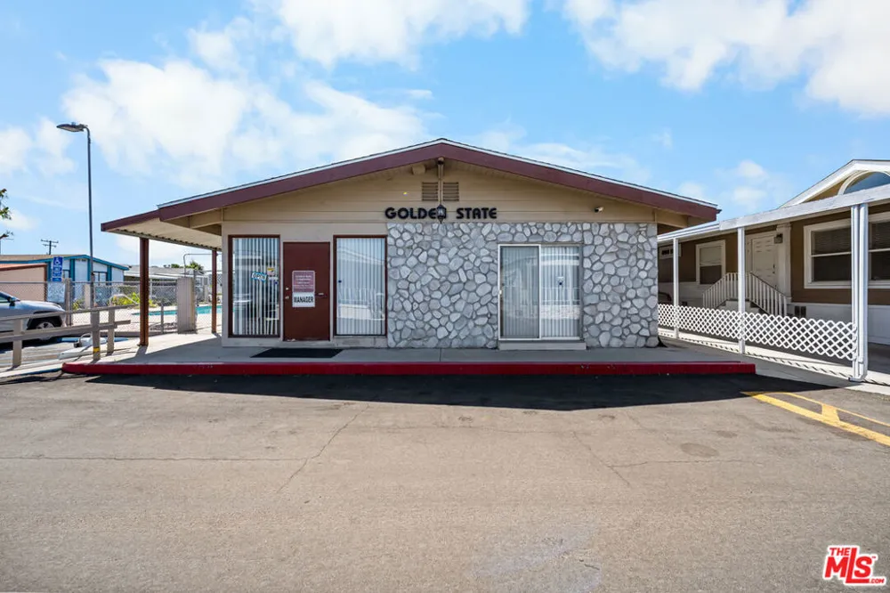16601 Garfield Ave #116 Paramount, CA 90723