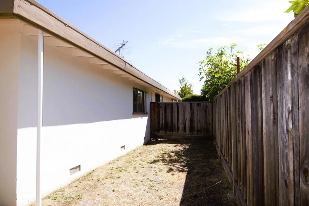 3523 Elmhurst Avenue Santa Clara, CA 95051