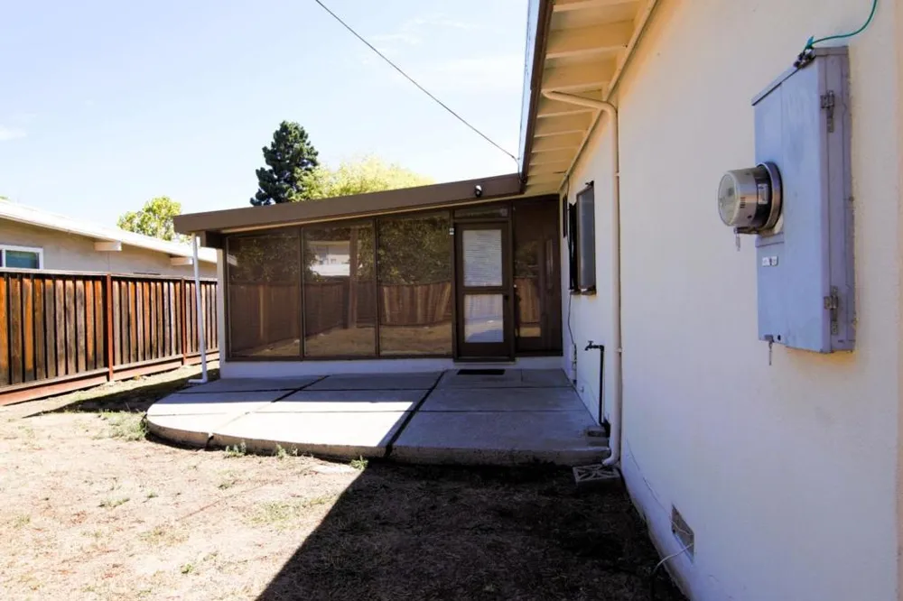 3523 Elmhurst Avenue Santa Clara, CA 95051