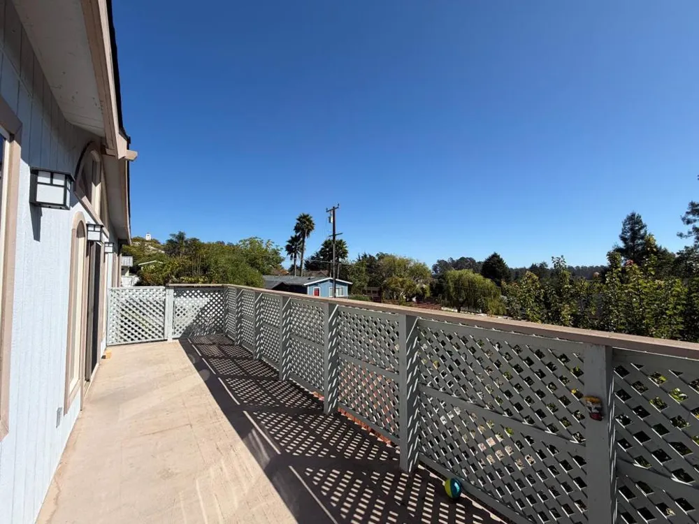 3355 Merrill Road Aptos, CA 95003