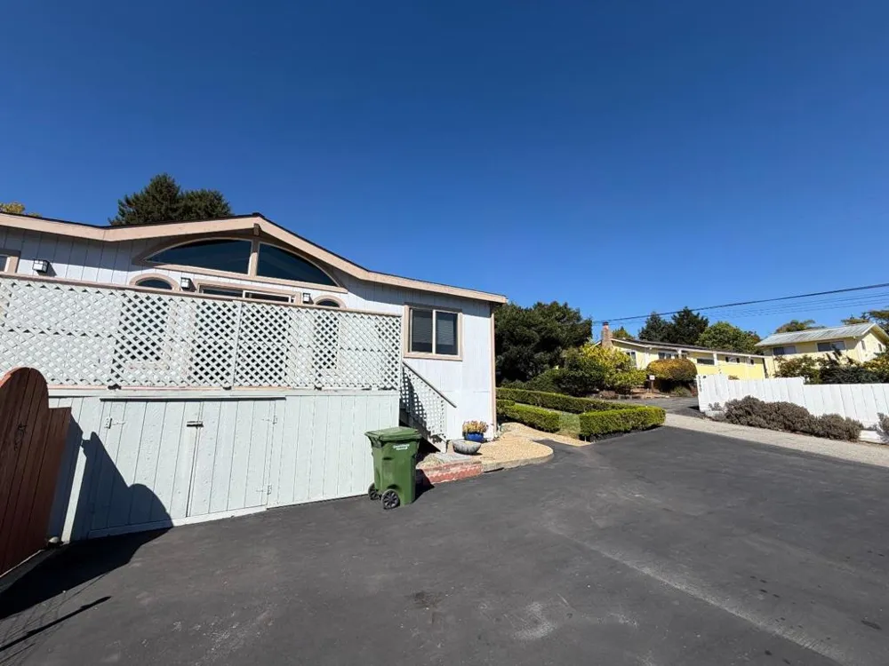 3355 Merrill Road Aptos, CA 95003