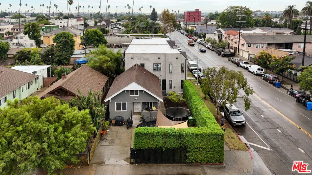 4504 S Hoover Street Los Angeles, CA 90037