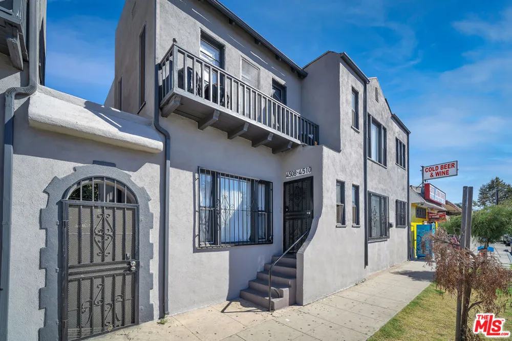 4504 S Hoover Street Los Angeles, CA 90037