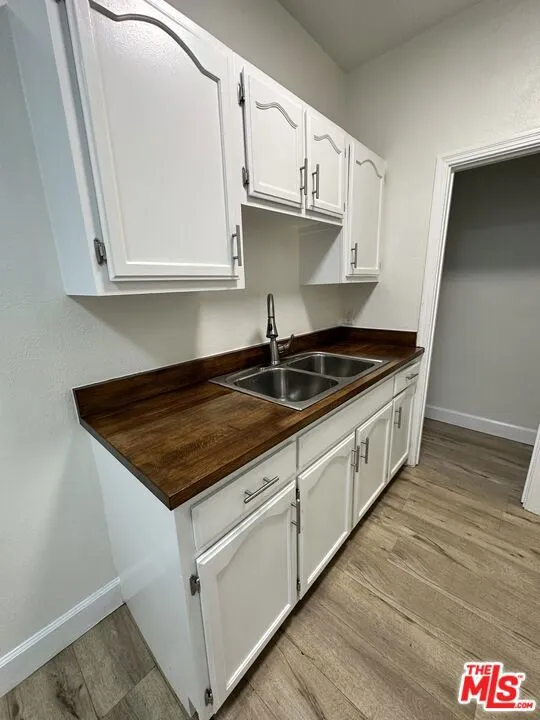4504 S Hoover Street Los Angeles, CA 90037