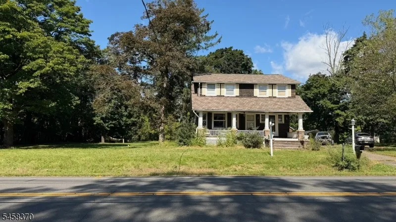 263 S Main St Raritan, NJ 08822