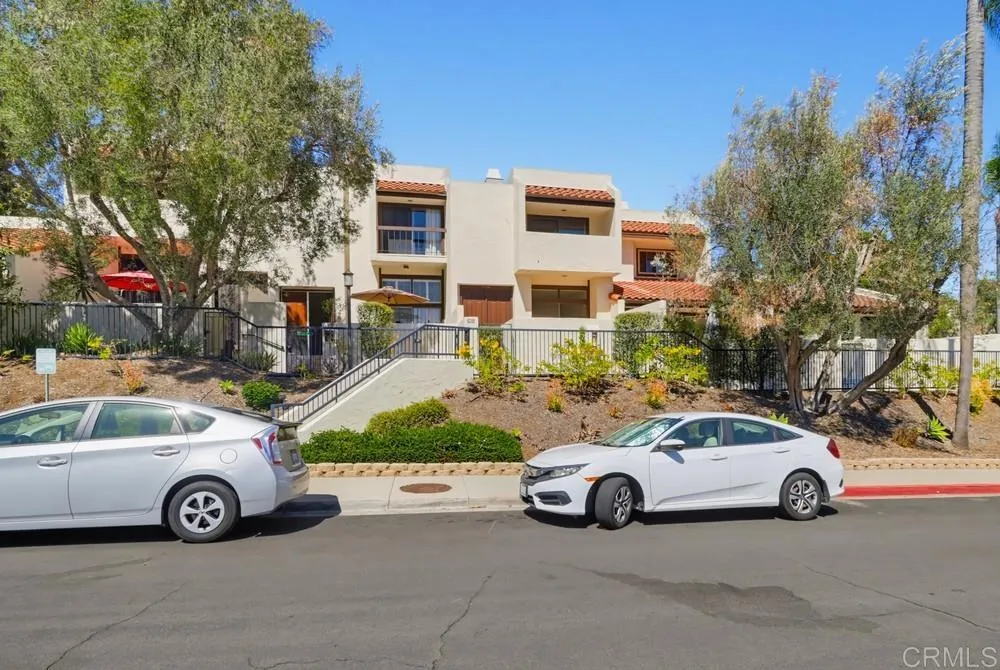 6744 Caminito Del Greco San Diego, CA 92120
