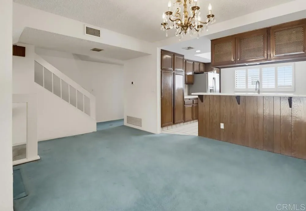 6744 Caminito Del Greco San Diego, CA 92120