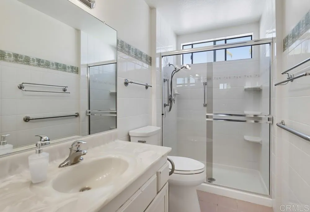 6744 Caminito Del Greco San Diego, CA 92120