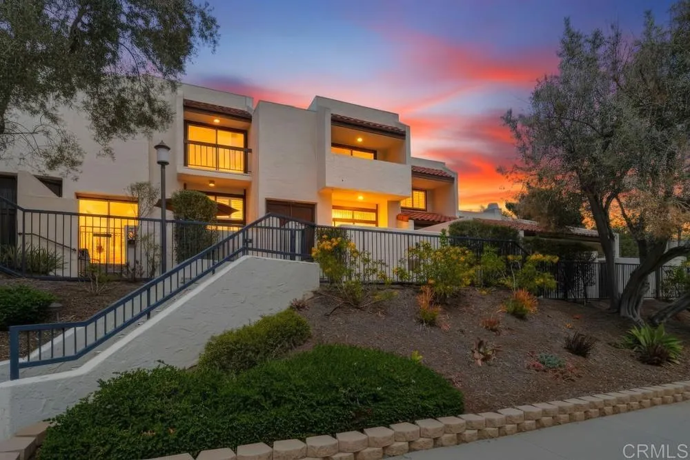 6744 Caminito Del Greco San Diego, CA 92120