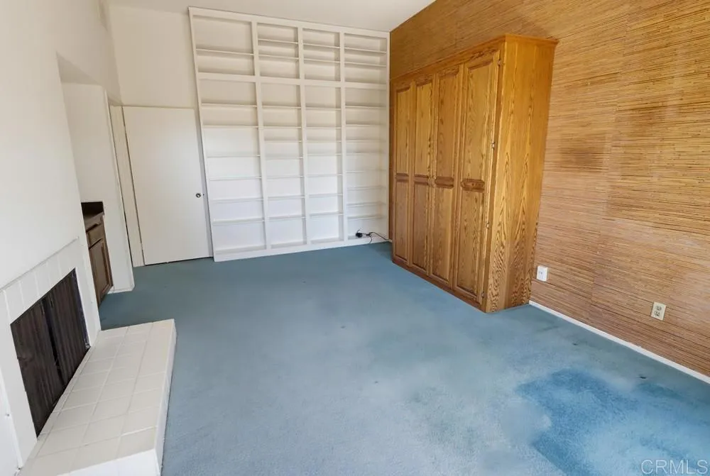 6744 Caminito Del Greco San Diego, CA 92120