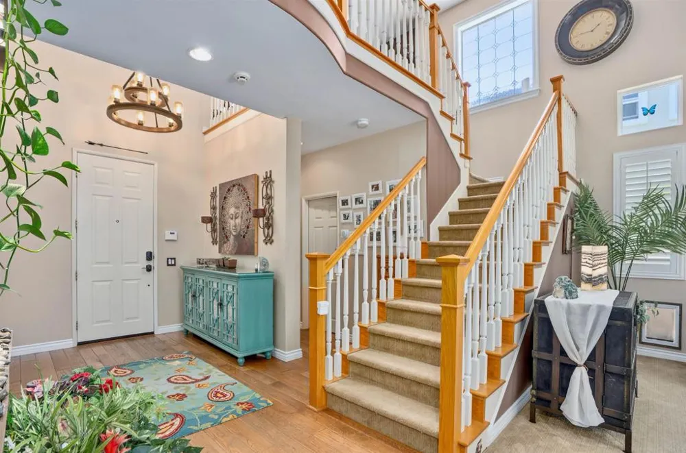 2704 W Canyon Avenue San Diego, CA 92123