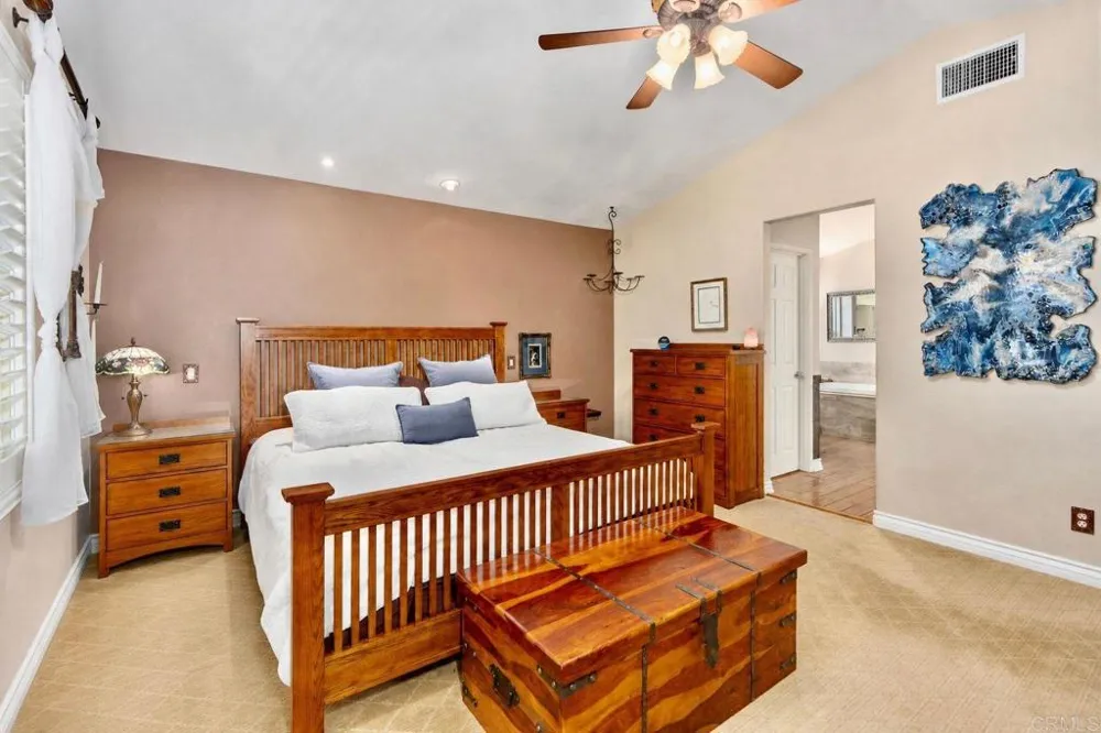 2704 W Canyon Avenue San Diego, CA 92123