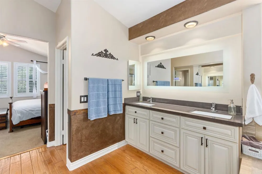2704 W Canyon Avenue San Diego, CA 92123