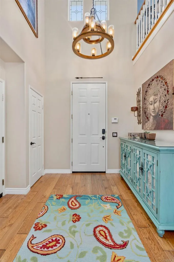 2704 W Canyon Avenue San Diego, CA 92123